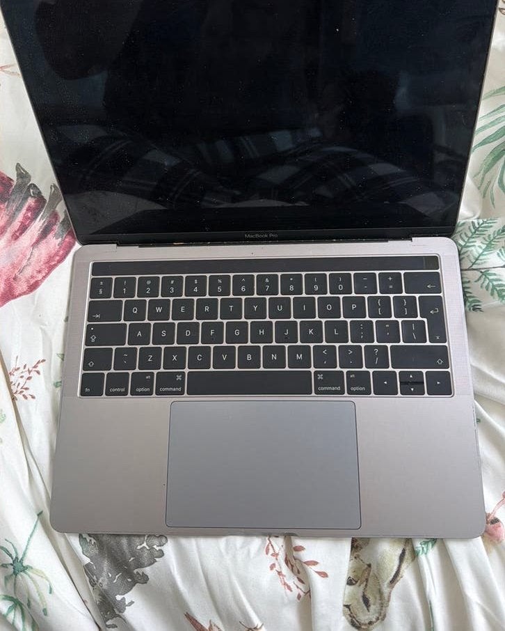 MacBook Pro 13-inch A1706 – voor onderdelen/reparatie, Computers en Software, Apple Macbooks, 2 tot 3 Ghz, 13 inch, Zo goed als nieuw