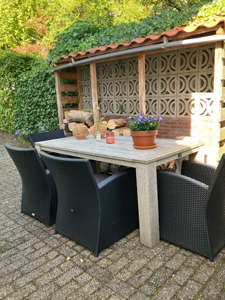 Teak tuintafel Rough + 4 stoelen, Ophalen, 4 zitplaatsen, Gebruikt, Teakhout
