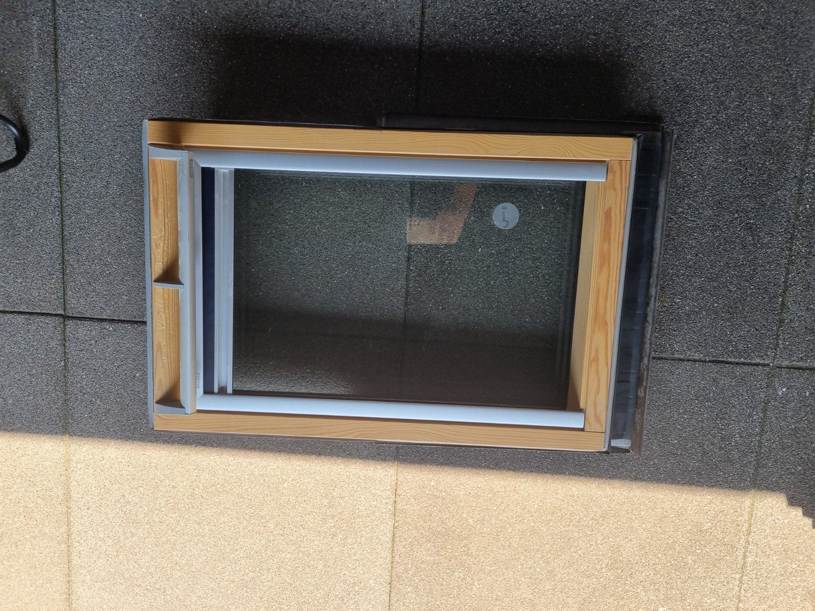 Velux dakraam, Doe-het-zelf en Verbouw, Kozijnen en Schuifpuien, Gebruikt, Raamkozijn, 75 tot 150 cm, Hout