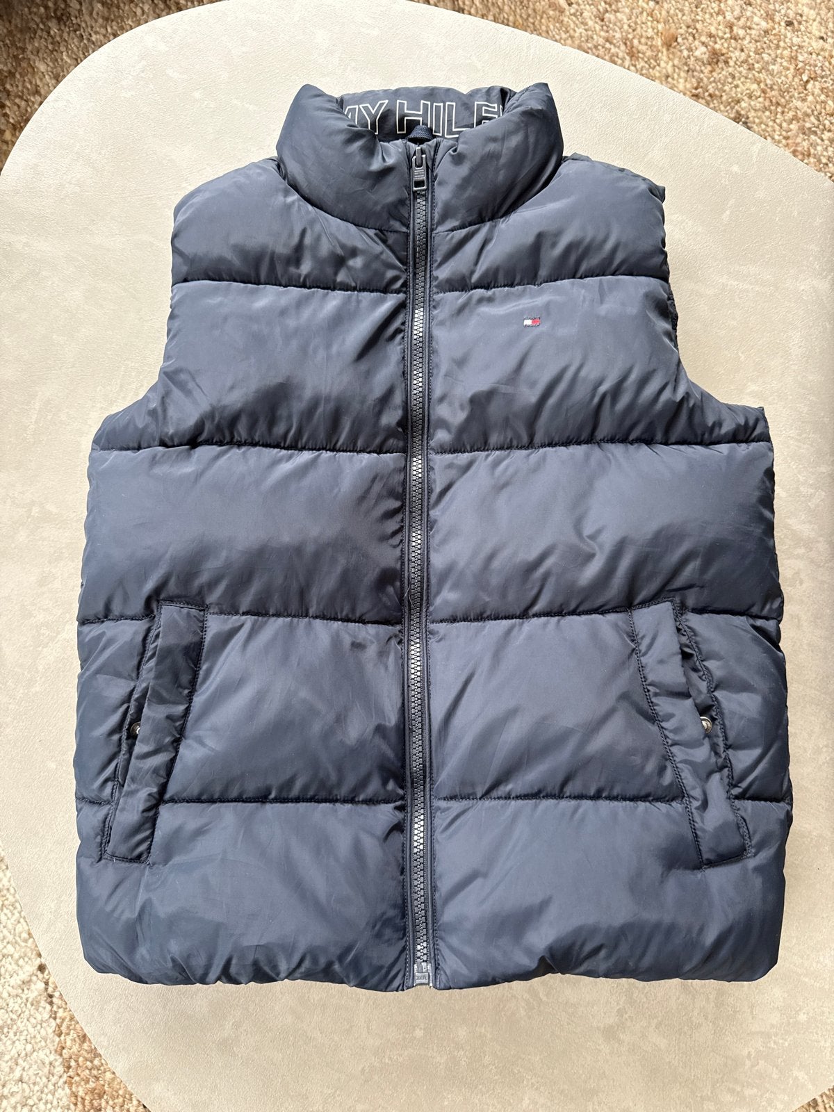 Tommy Hilfiger Bodywarmer Maat 140 Donkerblauw, Ophalen of Verzenden, Zo goed als nieuw, Jongen of Meisje, Jas