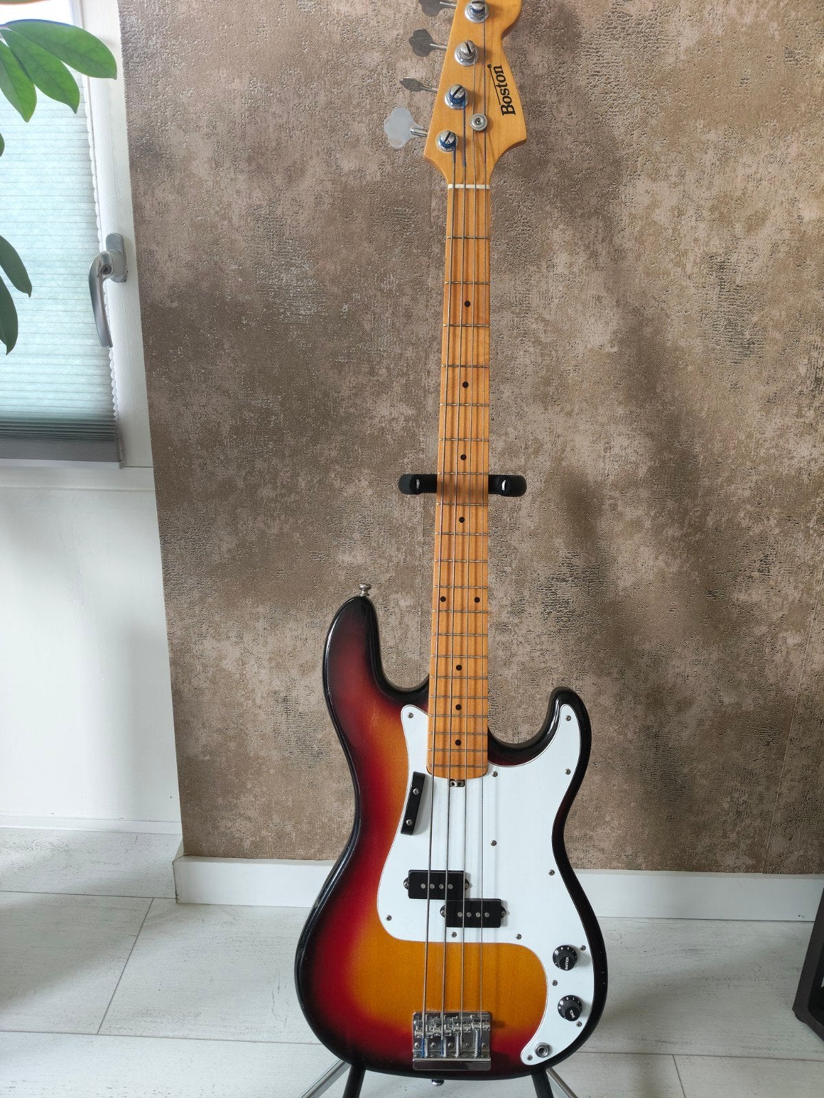 Vintage basgitaar merk Boston, Muziek en Instrumenten, Snaarinstrumenten | Gitaren | Bas, Ophalen, Gebruikt, Elektrisch