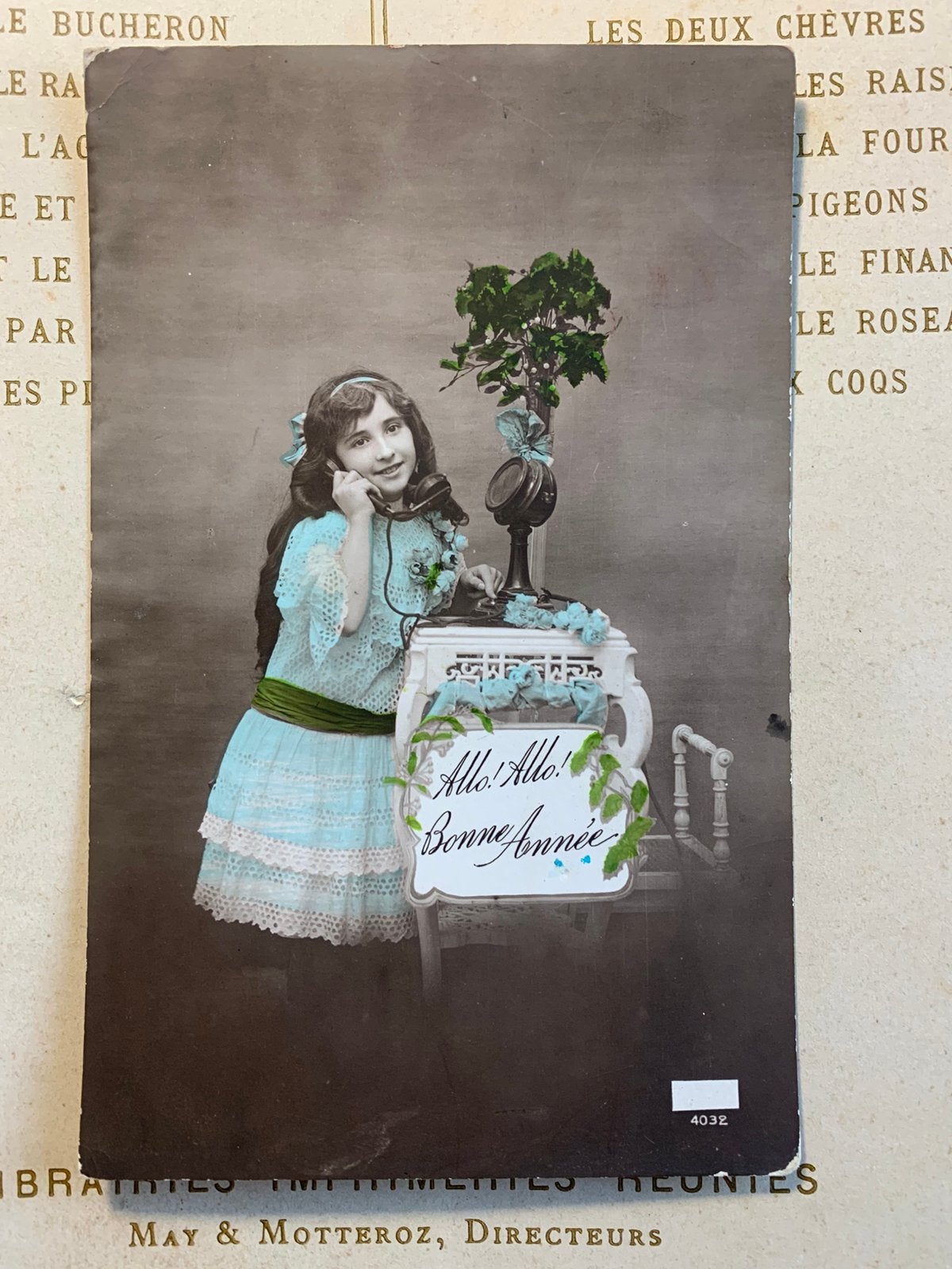 GERESERVEERD Meisje met lang haar - Allo! Allo! (VV), Verzamelen, Ophalen of Verzenden, Voor 1920, Gelopen, Feest(dag)