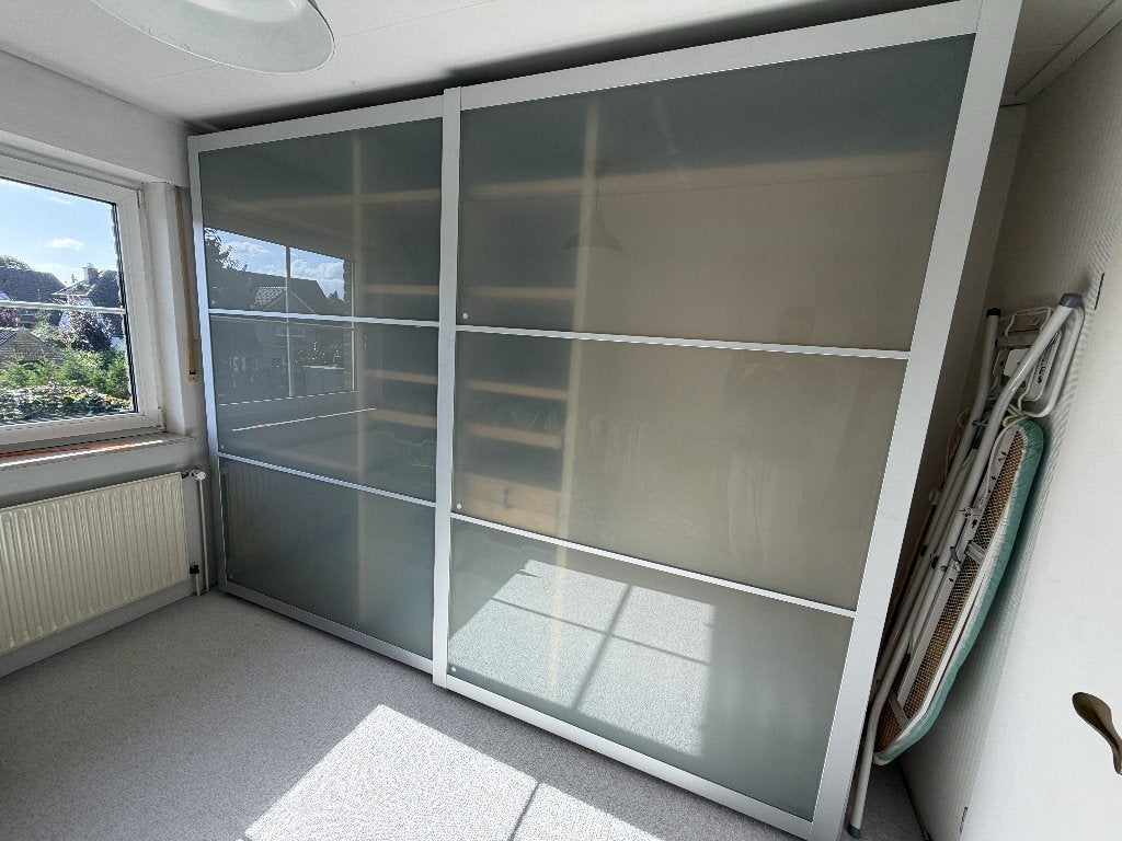 IKEA PAX kledingkast met melkglazen deuren & inrichting, Ophalen, Modern / Tijdloos, Gebruikt, 200 cm of meer