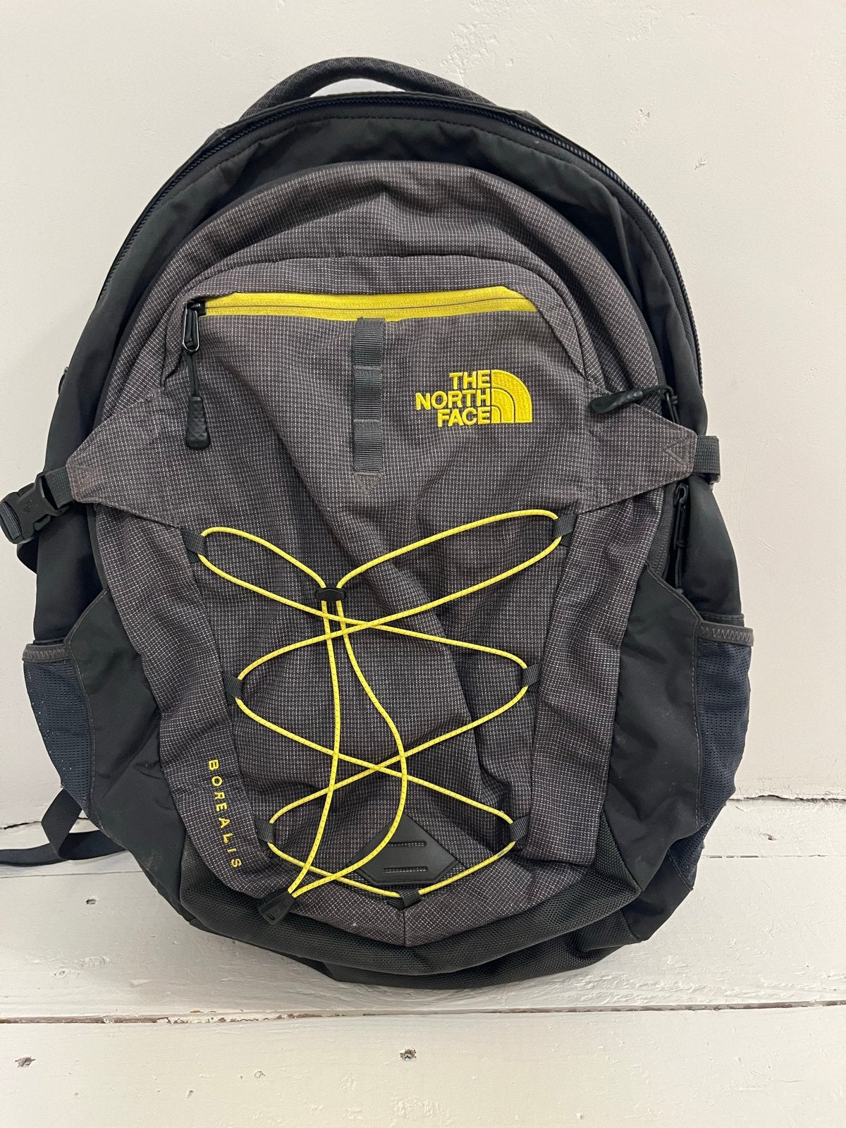 The North Face Borealis Rugzak - Grijs/Geel, Sieraden, Tassen en Uiterlijk, Tassen | Rugtassen, Gebruikt, 25 tot 40 cm, Ophalen of Verzenden