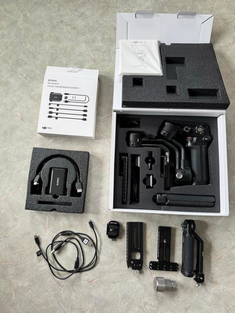 DJI RSC 2 Pro Combo met RavenEye Image Transmission System, Ophalen of Verzenden, Zo goed als nieuw, Overige typen