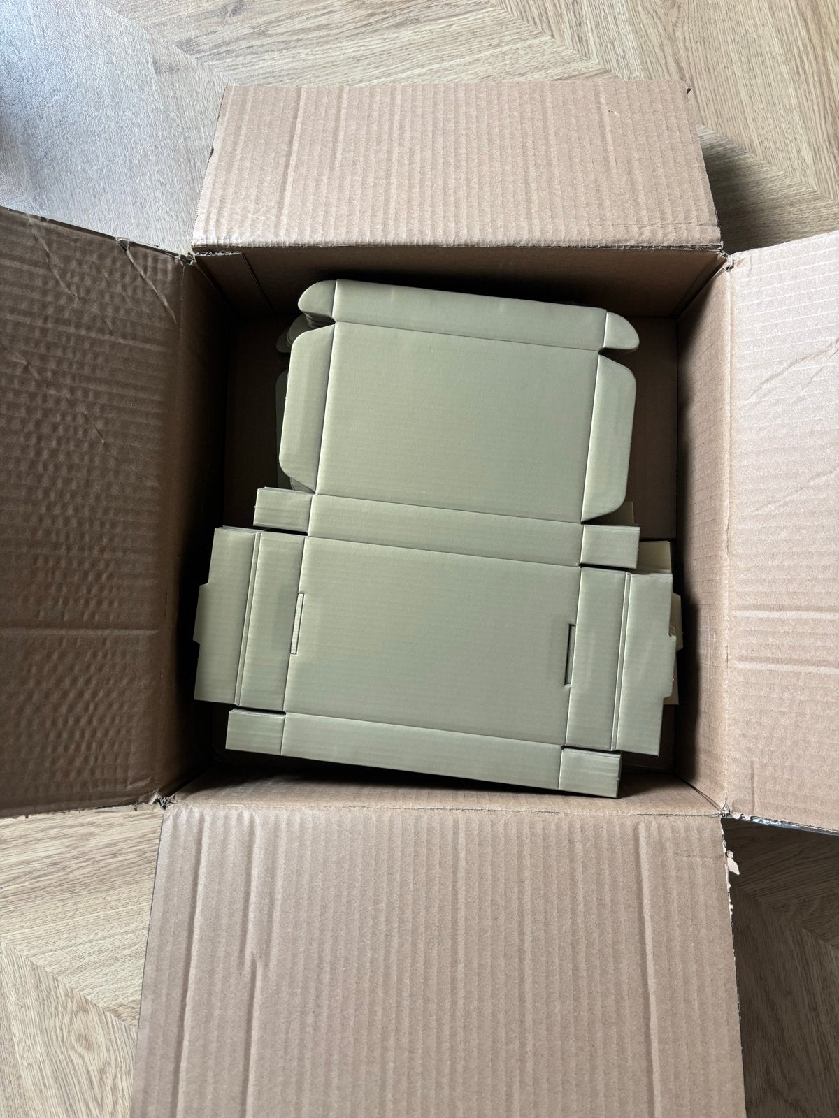 40x Brievenbusdoos A6 Goud - 185x115x28mm, Doos, Minder dan 50 cm, Ophalen of Verzenden, Minder dan 40 cm