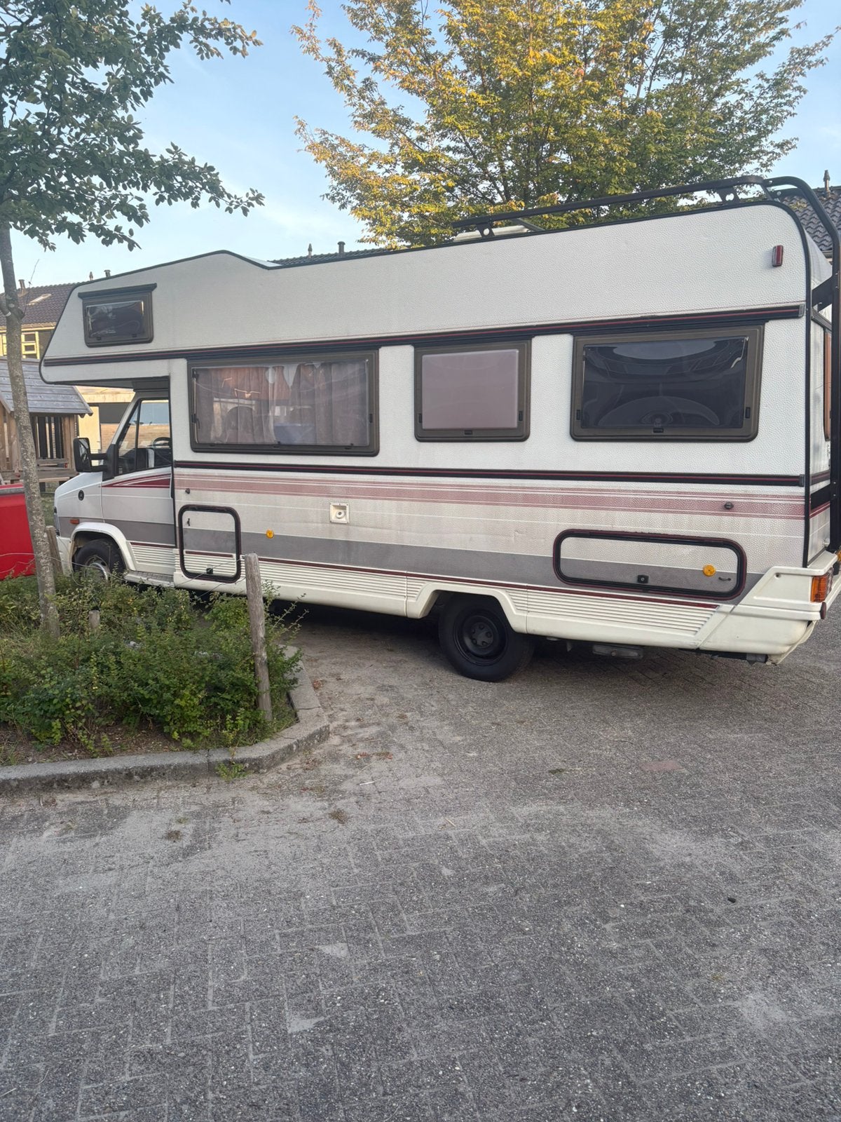 Gezocht !!! Camper stalling of boerenschuur, Ophalen of Verzenden