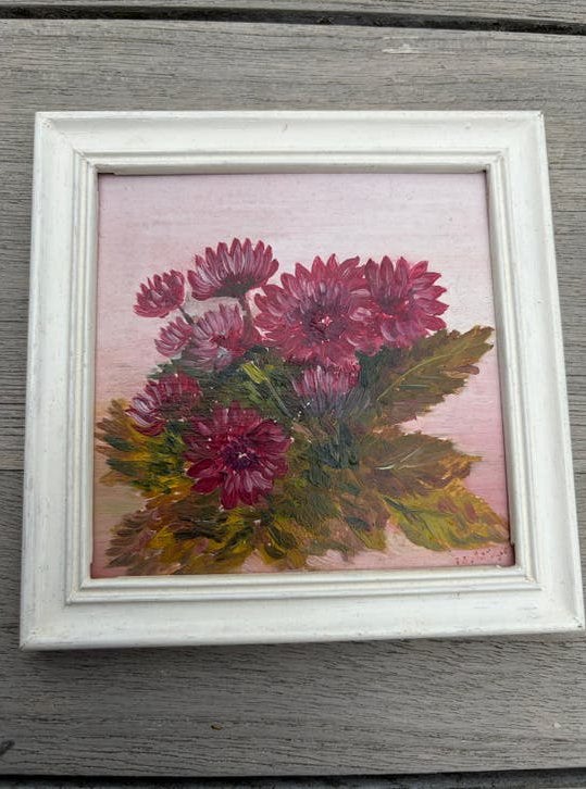 Vintage bloemenschilderijtje in wit lijstje, Bloemen, Paneel, Ophalen of Verzenden, Olieverf