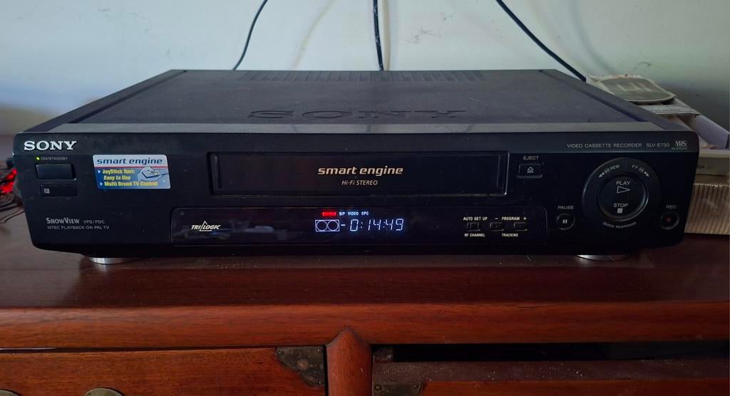 SONY Videorecorder SLV E730 met afstandbediening., Ophalen of Verzenden, Zo goed als nieuw