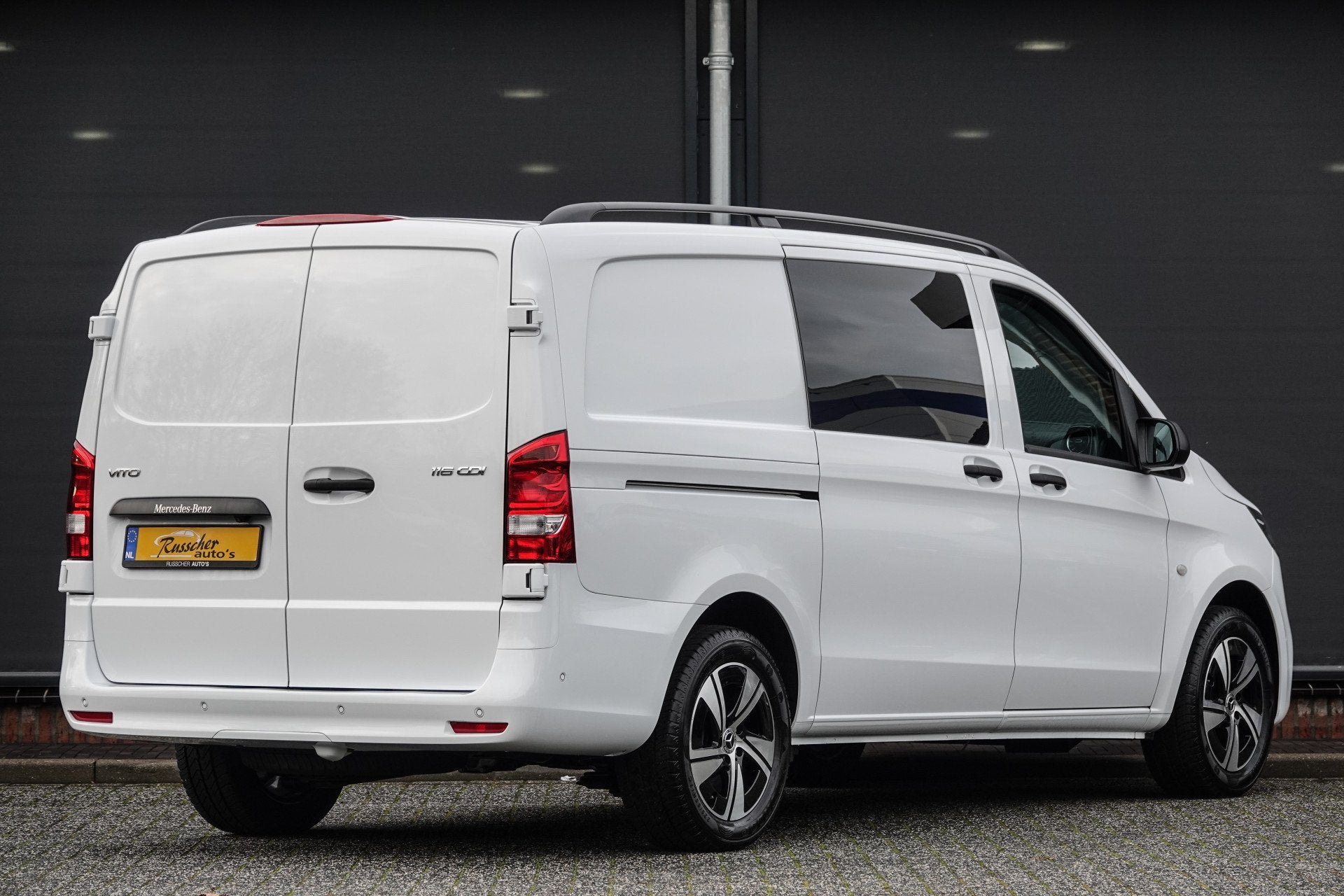 Mercedes-Benz Vito 116Cdi 163Pk 9G-Tronic Aut. | Dubbele Cab, Automaat, Gebruikt, Zwart, 4 cilinders