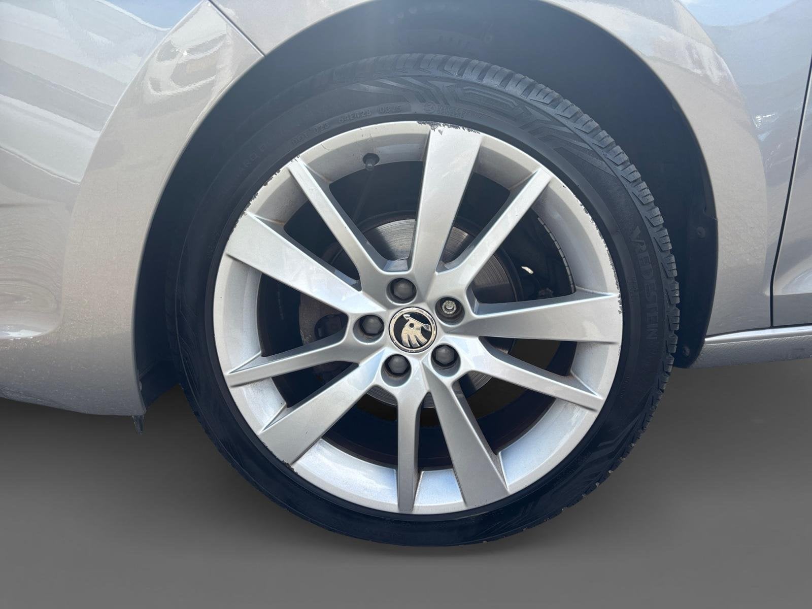 Skoda Rapid Spaceback 1.0 TSI Greentech Clever | Panoramadak, 12 maanden, Stof, Gebruikt, 49 €/maand