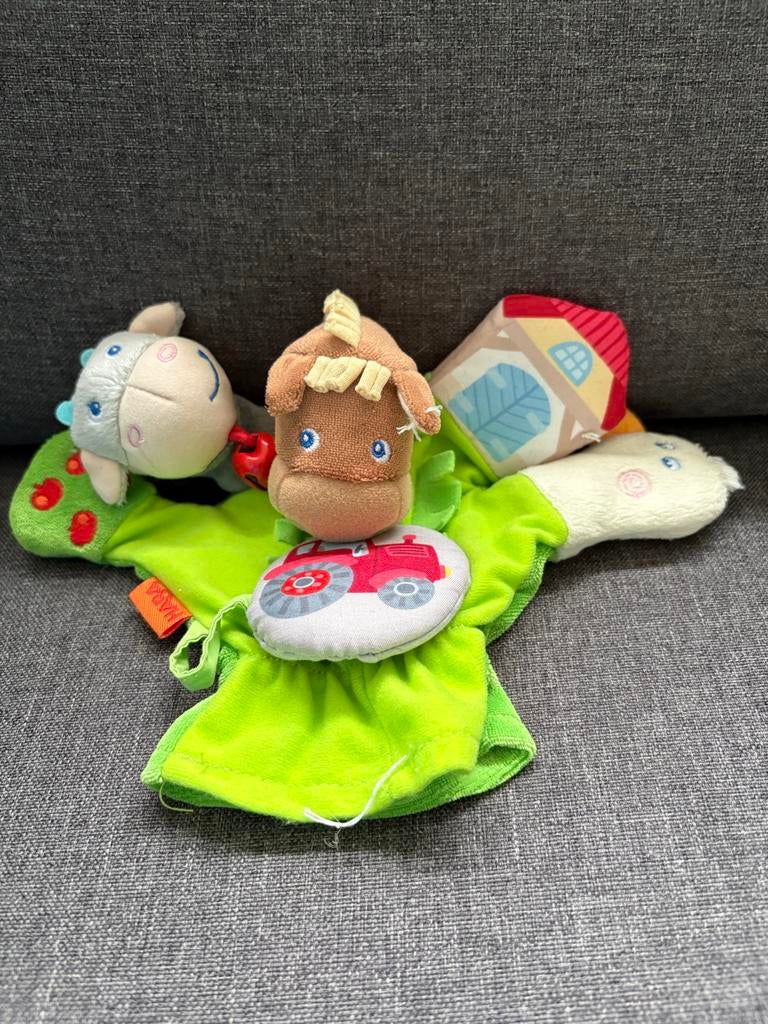 Haba boerderij speel handschoen, Ophalen of Verzenden, Zo goed als nieuw, Rammelaar