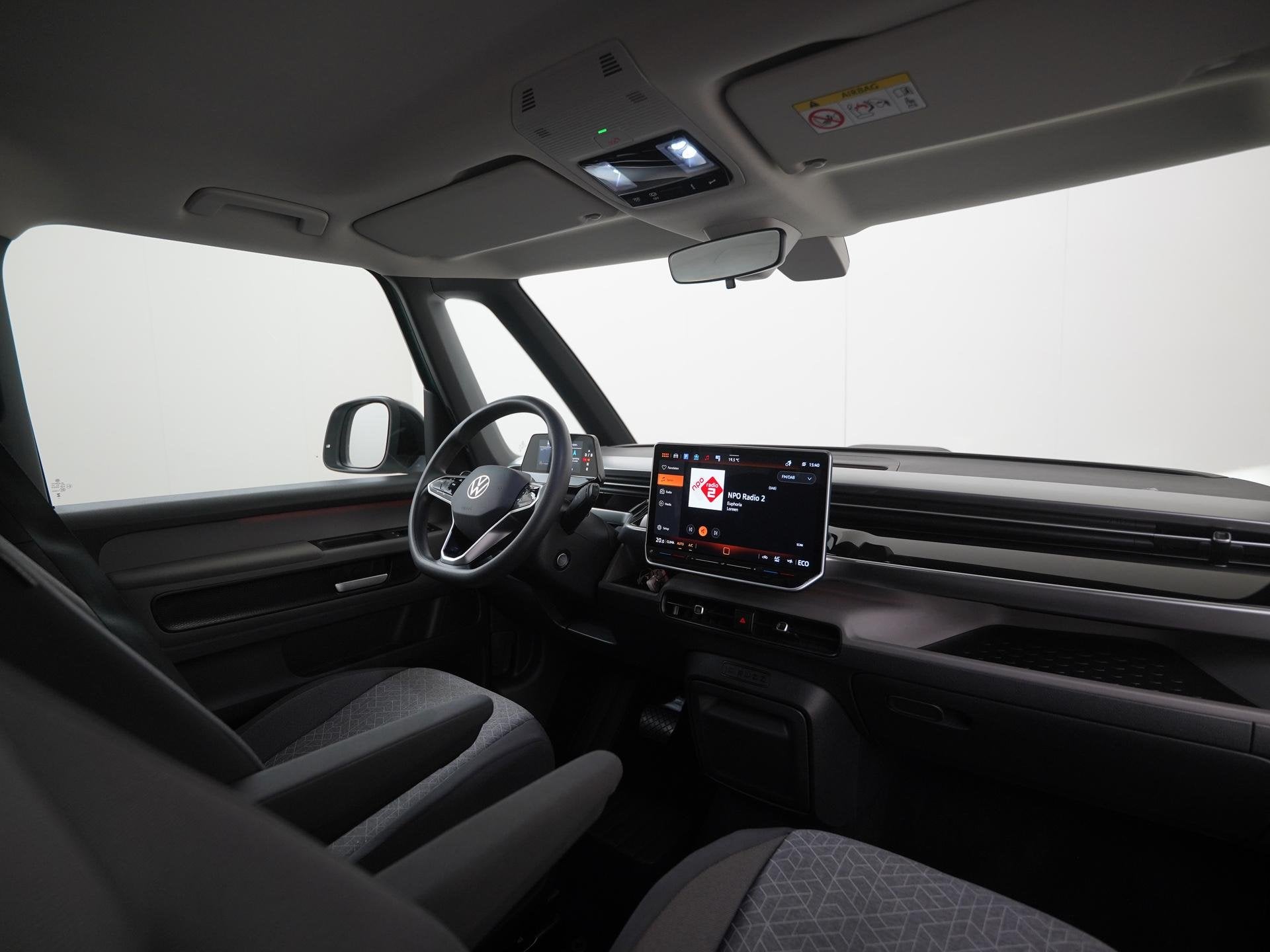 Volkswagen ID. Buzz Pro 86 kWh Two-Tone | SOH 95% | Zondag O, 12 maanden, Gebruikt, Lane Keeping Assist, Geïmporteerd