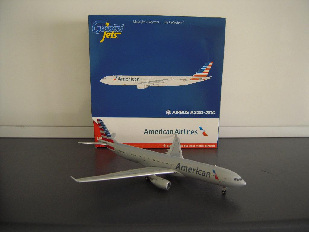Gemini Airbus A330-300 American Airlines schaal 1:400, Ophalen of Verzenden, Zo goed als nieuw, Schaalmodel