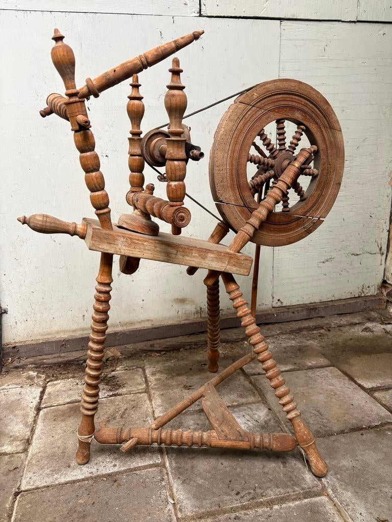 Antiek Spinnewiel - Decoratief en Authentiek, Antiek en Kunst, Ophalen