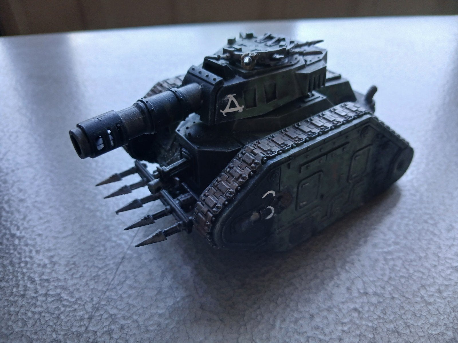 Leman Russ Tank Model - Warhammer 40K, Overige merken, Gebruikt, Ophalen of Verzenden, Tank