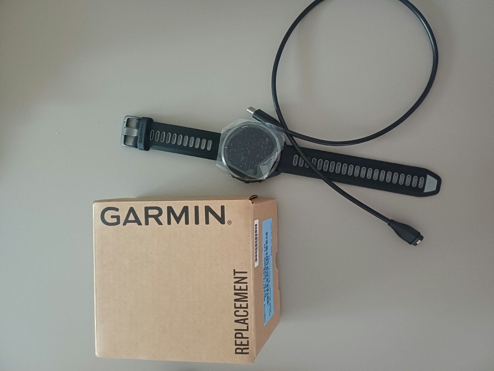 NIEUW Garmin Forerunner 965, Sieraden, Tassen en Uiterlijk, Stappen, Verzenden, Zwart, Garmin