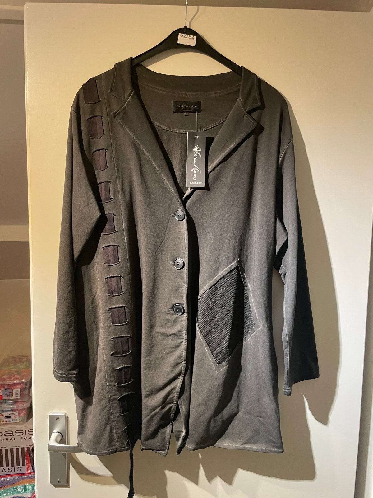Nieuwe aparte vest van vincenzo allocca 52/54 en 56/58, Vincenzo allocca, Verzenden, Zwart, Trui of Vest