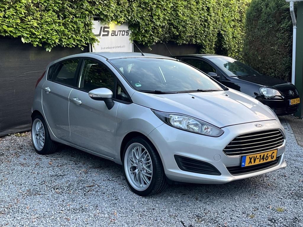Ford Fiesta 1.0 EcoBoost Titanium 100PK 5D 12-2014 AIRCO NAV, Auto's, Voorwielaandrijving, Euro 6, 23 km/l, Bedrijf