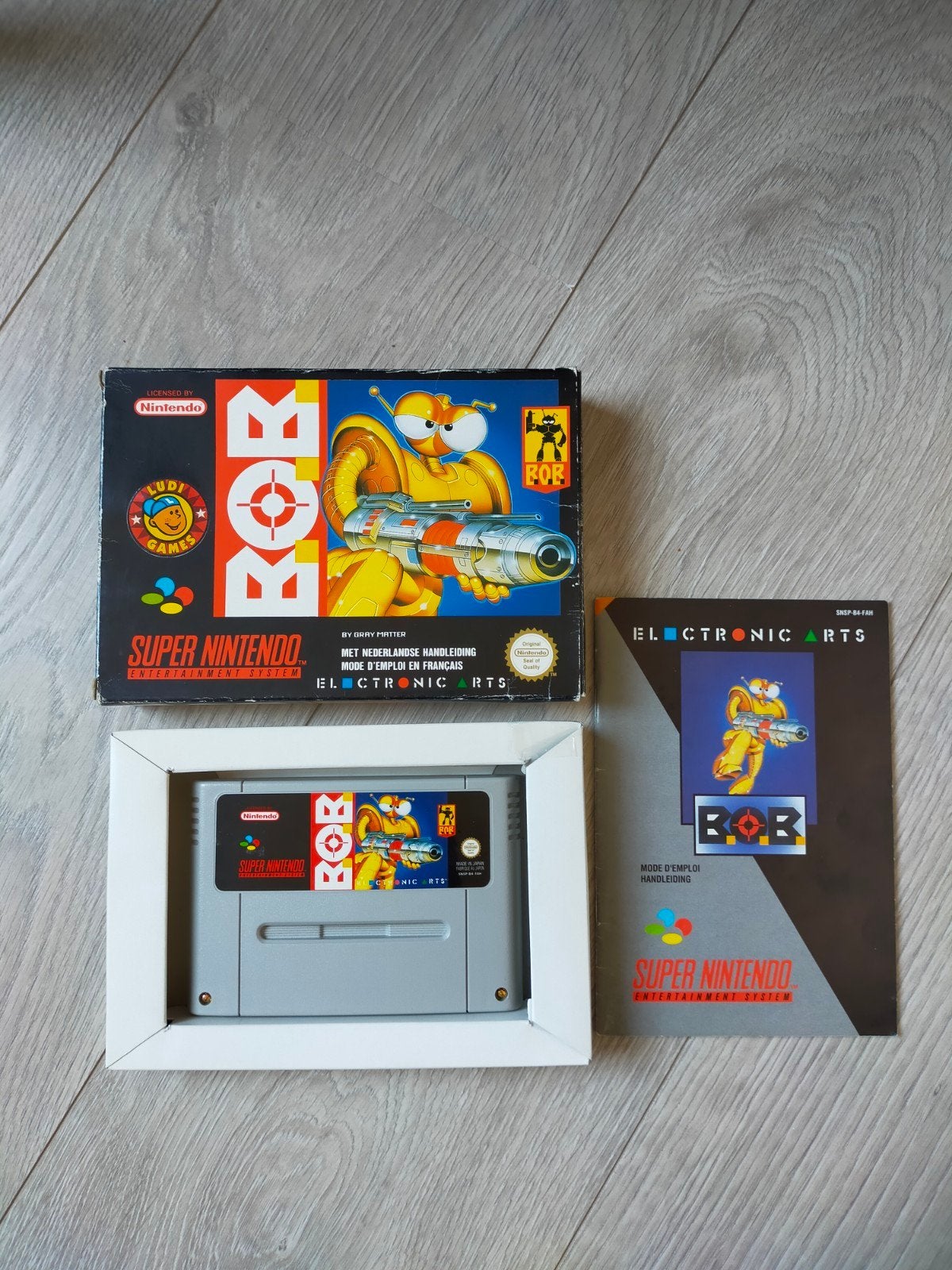 Super Nintendo B.O.B., Ophalen of Verzenden, Zo goed als nieuw