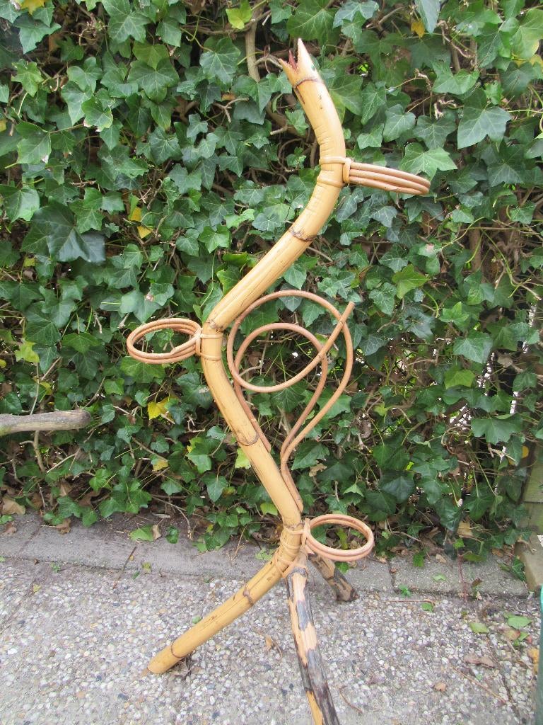 VINTAGE ROTAN SLANG PLANTENHOUDER, Verzamelen, Retro, Ophalen, Huis en Inrichting