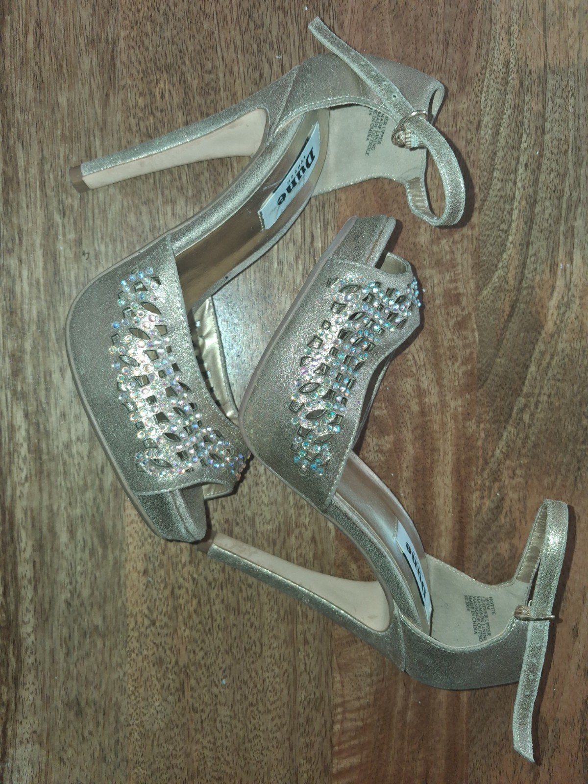 Dune London Goudkleurige hakken me tStrass - Maat 36, Kleding | Dames, Schoenen, Ophalen of Verzenden, Overige kleuren