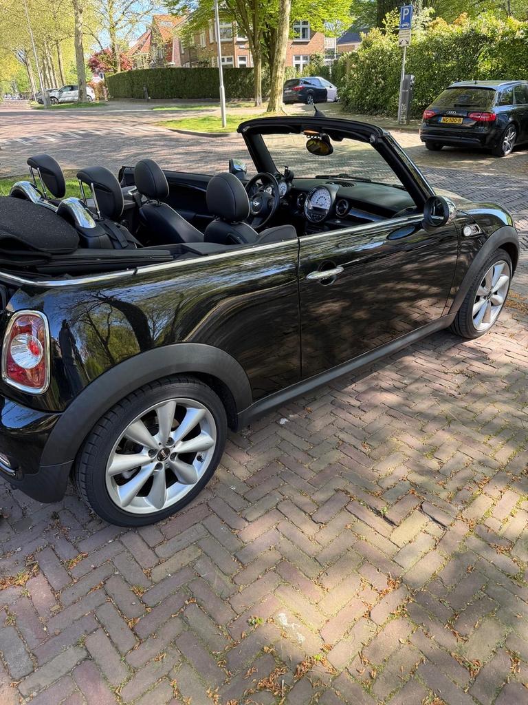 Mini 1.6 Cooper S Roadster 2011 Zwart, Auto's, Mini, 4 cilinders, Cabriolet, 4 stoelen, Zwart