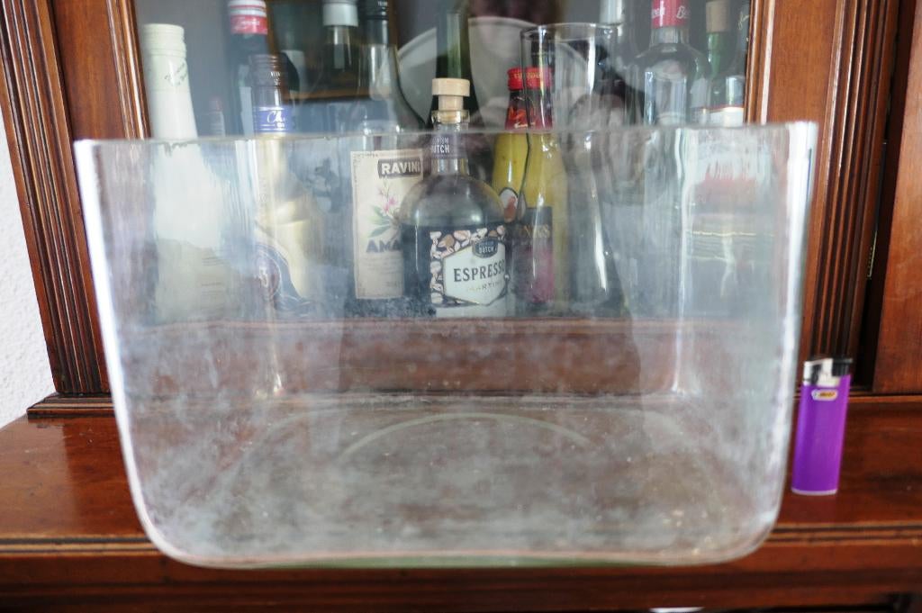 Grote glazen accubak, Gebruikt, Overige kleuren, Ophalen of Verzenden, Glas