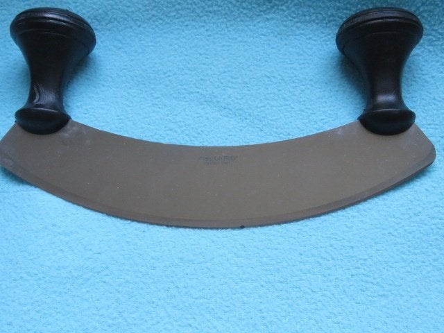 Fiskars wiegemes hakmes kruidenhakker enkel blad, Gebruikt, Los bestek, Keukenmes, Ophalen of Verzenden