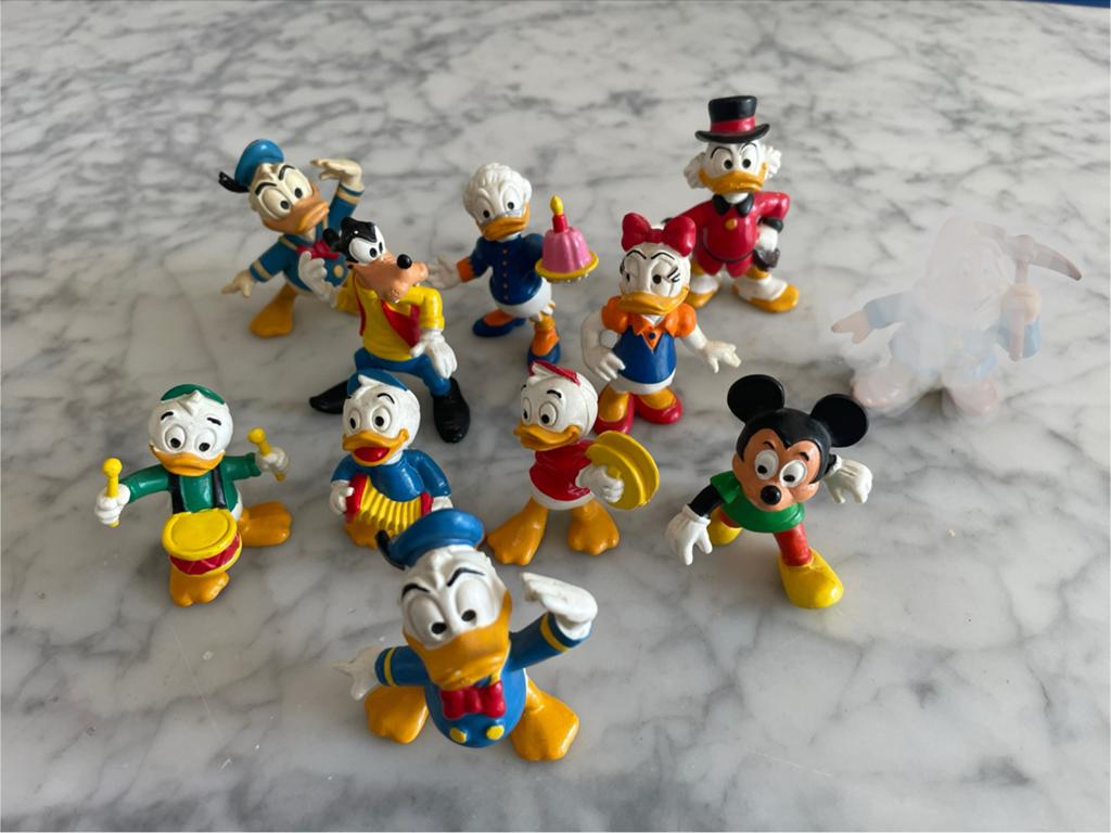 Disney figuren: Donald Duck, Katrien, Dagobert, Mickey, Goof, Ophalen of Verzenden, Donald Duck, Zo goed als nieuw, Beeldje of Figuurtje