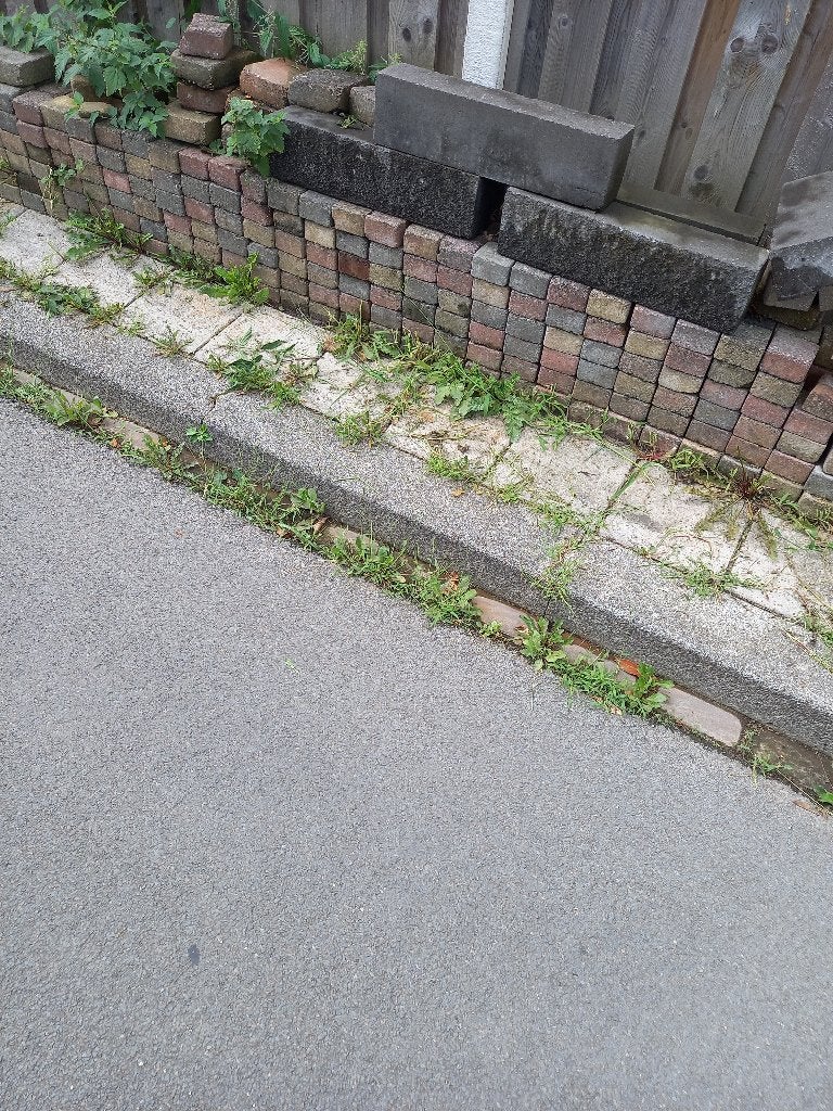 gratis vierkante steentjes gekleurd, Ophalen, Gebruikt, Klinkers, Minder dan 5 m²
