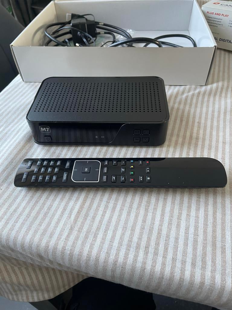 Canal Digitaal Interactieve TV-ontvanger M7 MZ-101, Ophalen of Verzenden, Zo goed als nieuw, Decoder