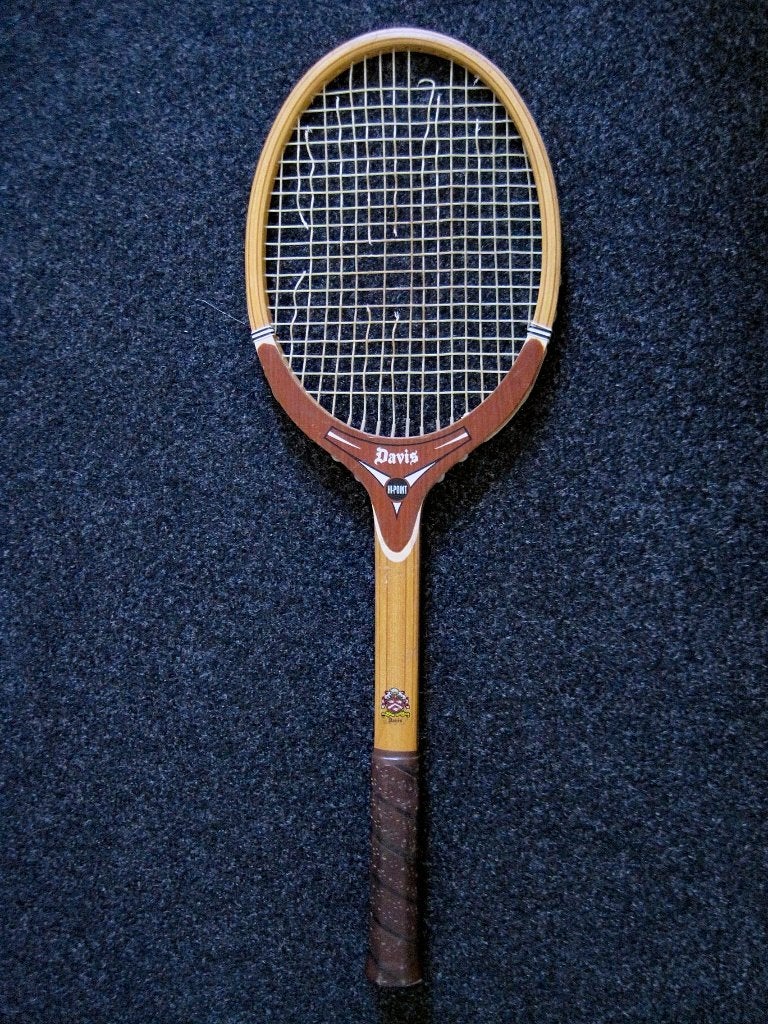 Houten tennisracket met hoes en spanraam, Sport en Fitness, Ophalen of Verzenden, Gebruikt, Racket, Overige merken