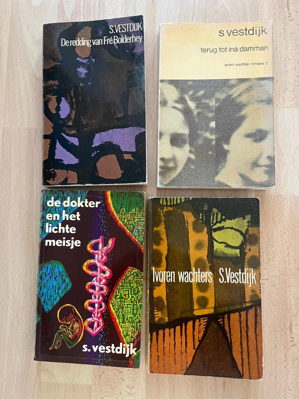 4 boeken van schrijver Simon Vestdijk, Boeken, Ophalen of Verzenden, Gelezen, Nederland