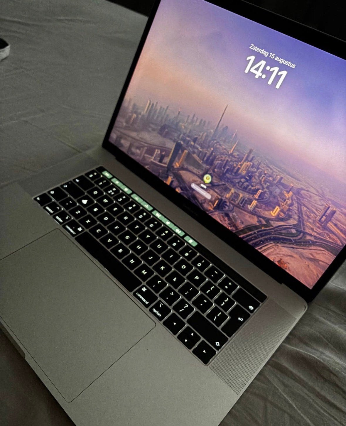 KOOPJE!  MacBook Pro 15-inch 2018 - 17-16GB RAM - Touch Bar, Computers en Software, MacBook Pro, 2 tot 3 Ghz, 15 inch, Ophalen of Verzenden