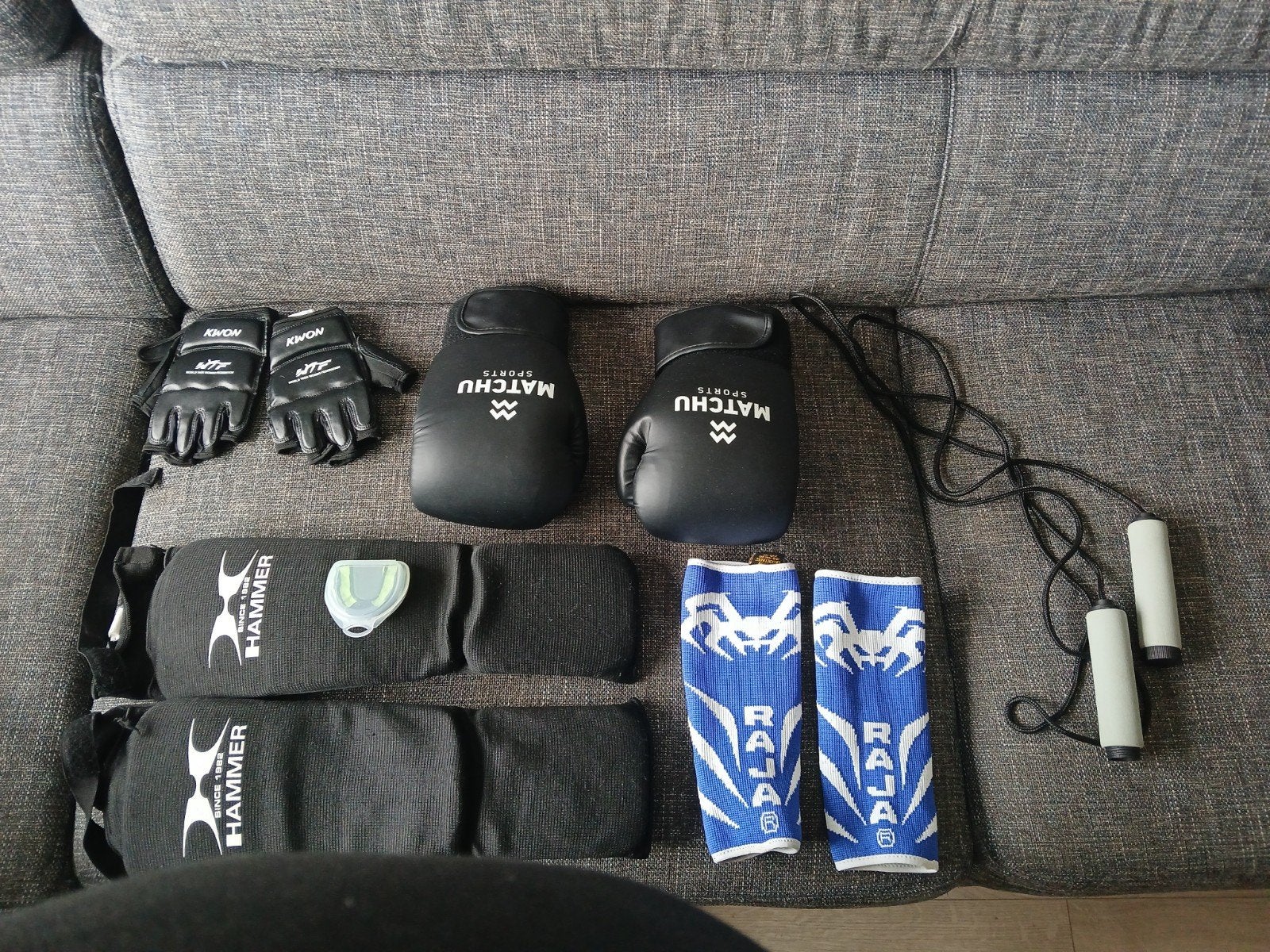 Thaibox spullen, Overige, Vechtsportmateriaal, Maat L, Ophalen of Verzenden