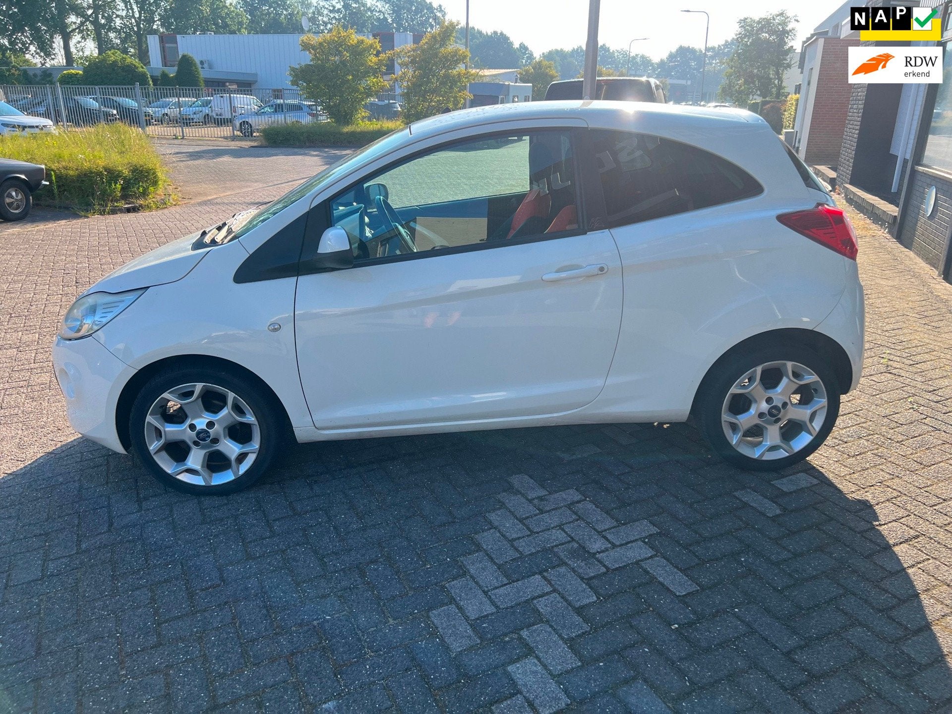 Ford Ka 1.2 Titanium bj 09 airco ijskoud 6-2027 1195, Auto's, Ford, Voorwielaandrijving, Stof, Gebruikt, 4 cilinders