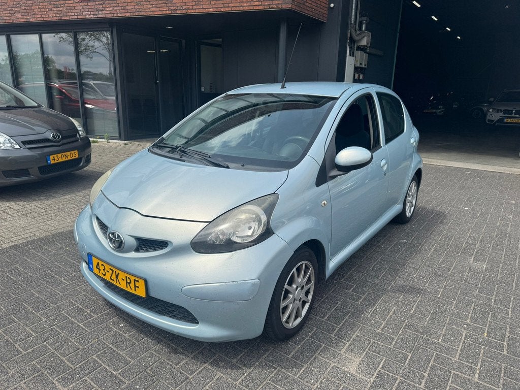 Toyota Aygo 1.0-12V + 5DRS AUTOMAAT AIRCO ORIG NL NAP APK 20, Auto's, Toyota, Bedrijf, Te koop, Aygo, ABS, Airbags, Airconditioning