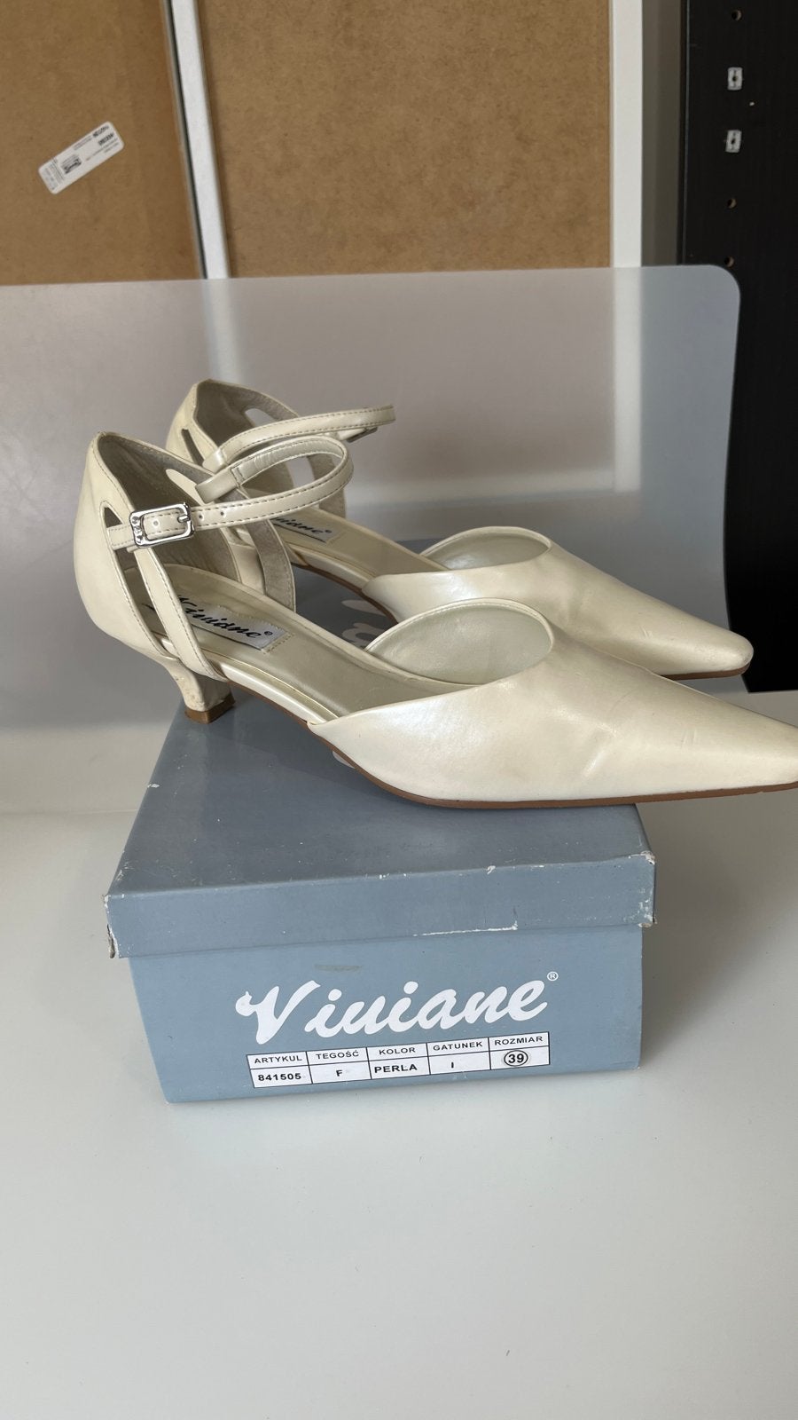 Viviane trouwschoenen maat 39 !, Ophalen, Gedragen, Wit, Schoenen