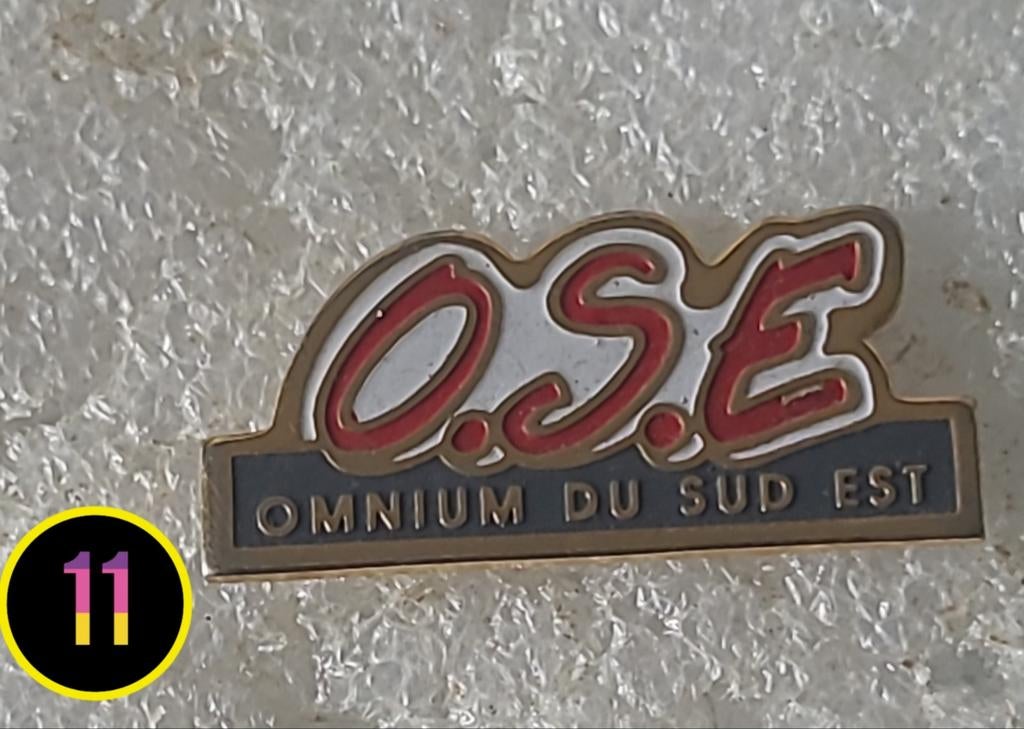 Vintage O.S.E. Omnium du Sud Est Pin, Verzenden, Gebruikt, Overige onderwerpen, Speldje of Pin