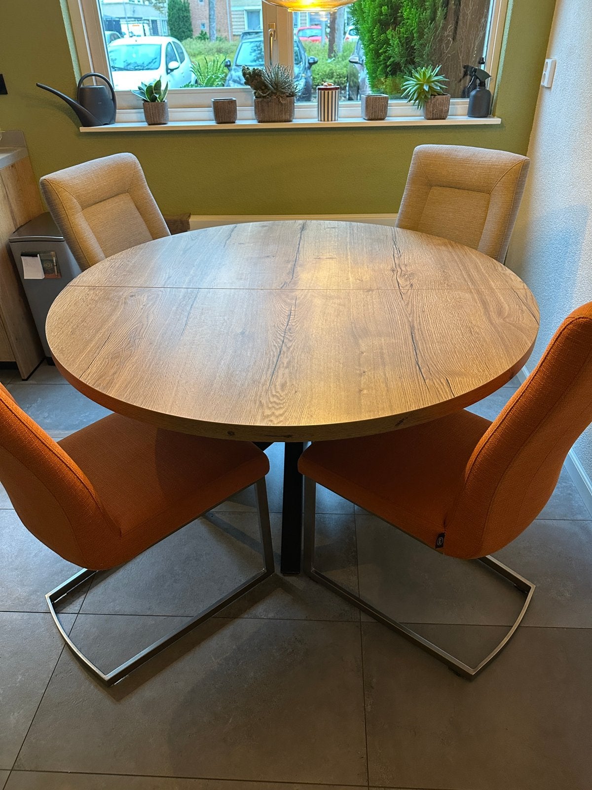 Ronde uitschuifbare eettafel 130 rond, Ophalen, Overige materialen, Rond, Zo goed als nieuw