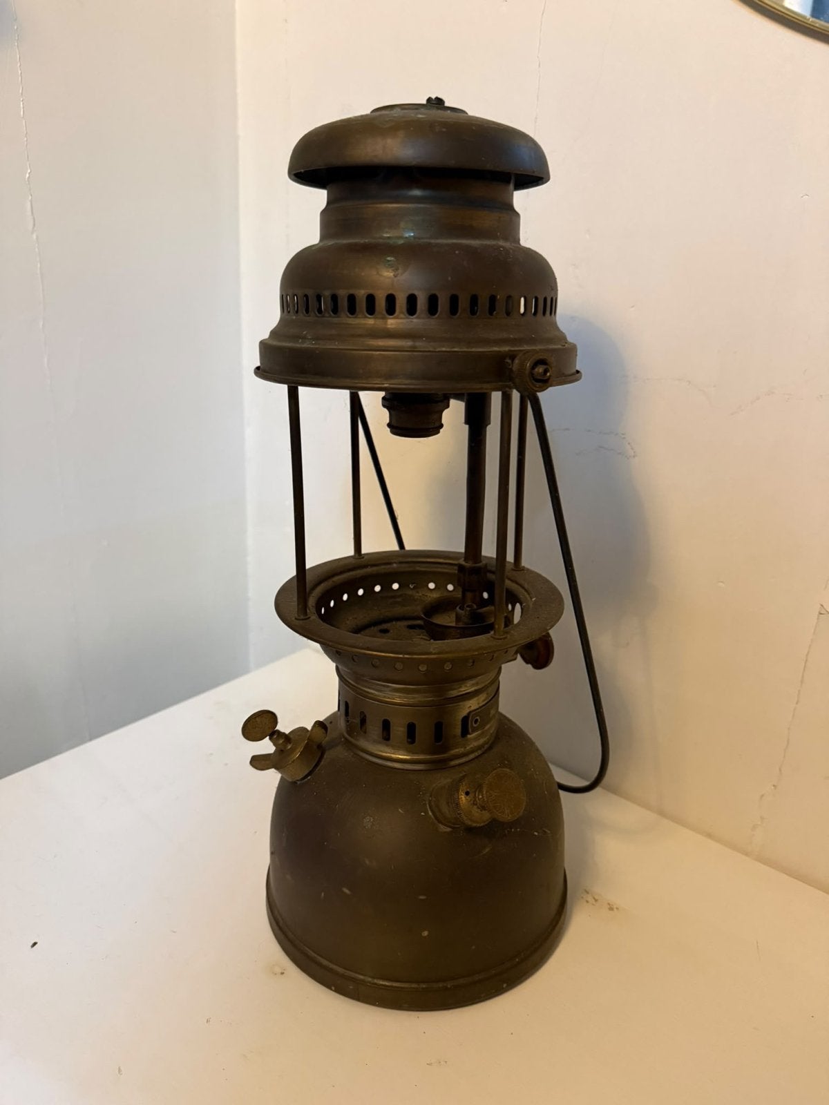 Antieke koperen petroleumlamp, Ophalen of Verzenden
