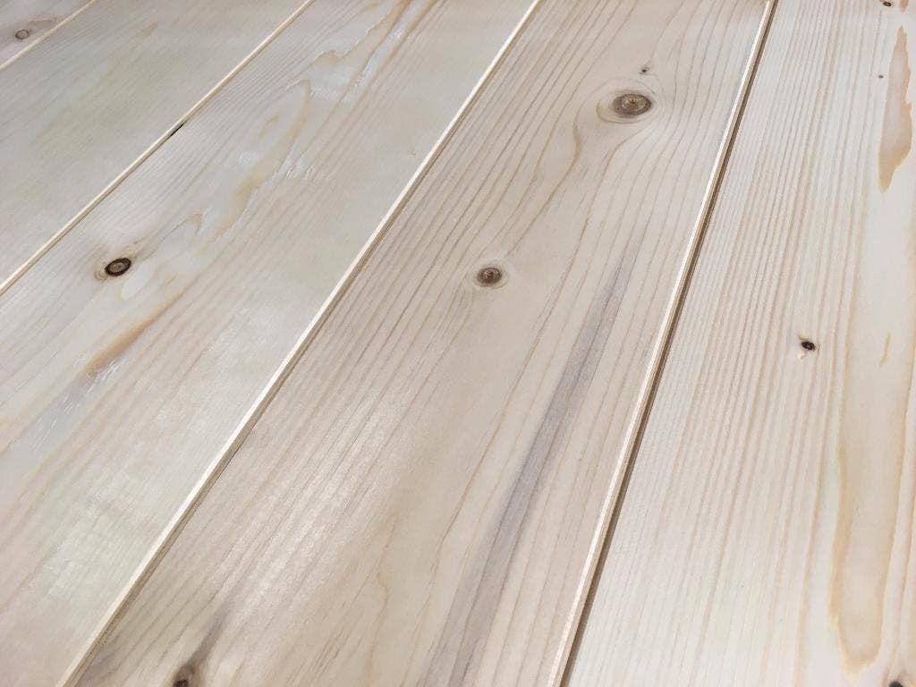 Vuren planken 13x135 , 2m50 lang rondom messing en