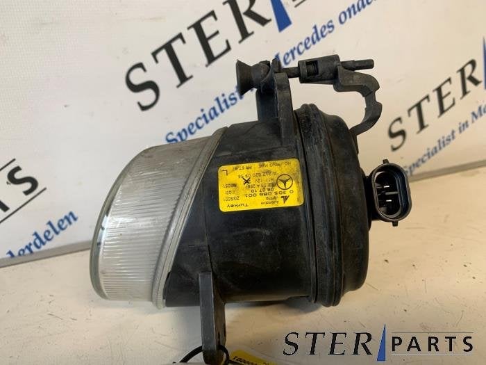 Mistlamp links-voor van een Mercedes ML-Klasse, Gebruikt, -, Ophalen of Verzenden, -