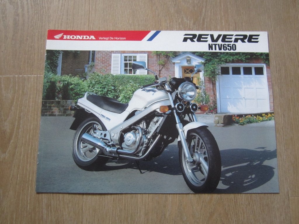 Honda Revere NTV 650 brochure folder 1992 ?, Ophalen of Verzenden, Honda