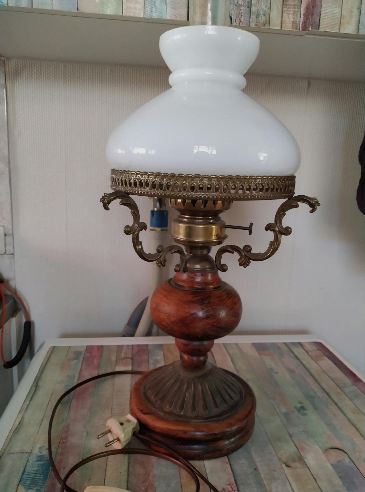 Brocante/ Retro/ Vintage electrische tafellamp, Antiek en Kunst, Ophalen