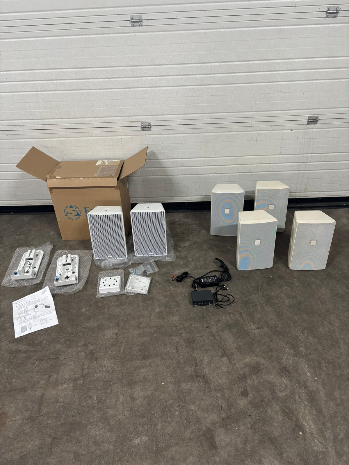 Extron luidsprekers / speakers met eindversterker, Ophalen of Verzenden, Zo goed als nieuw, Minder dan 60 watt, Overige merken