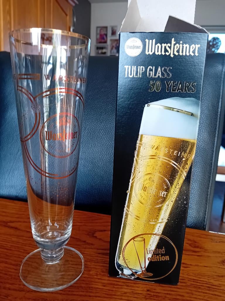 WARSTEINER TULIP glas 50 jaar NIEUW in doos /limited edition, Ophalen of Verzenden, Nieuw, Glas of Glazen, Overige merken
