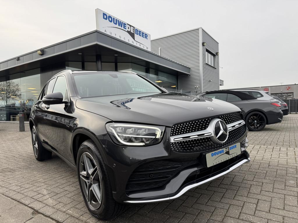 Mercedes-Benz GLC 300e 4MATIC Business Solution AMG Pano-Dak, Automaat, 12 maanden, Gebruikt, 4 cilinders