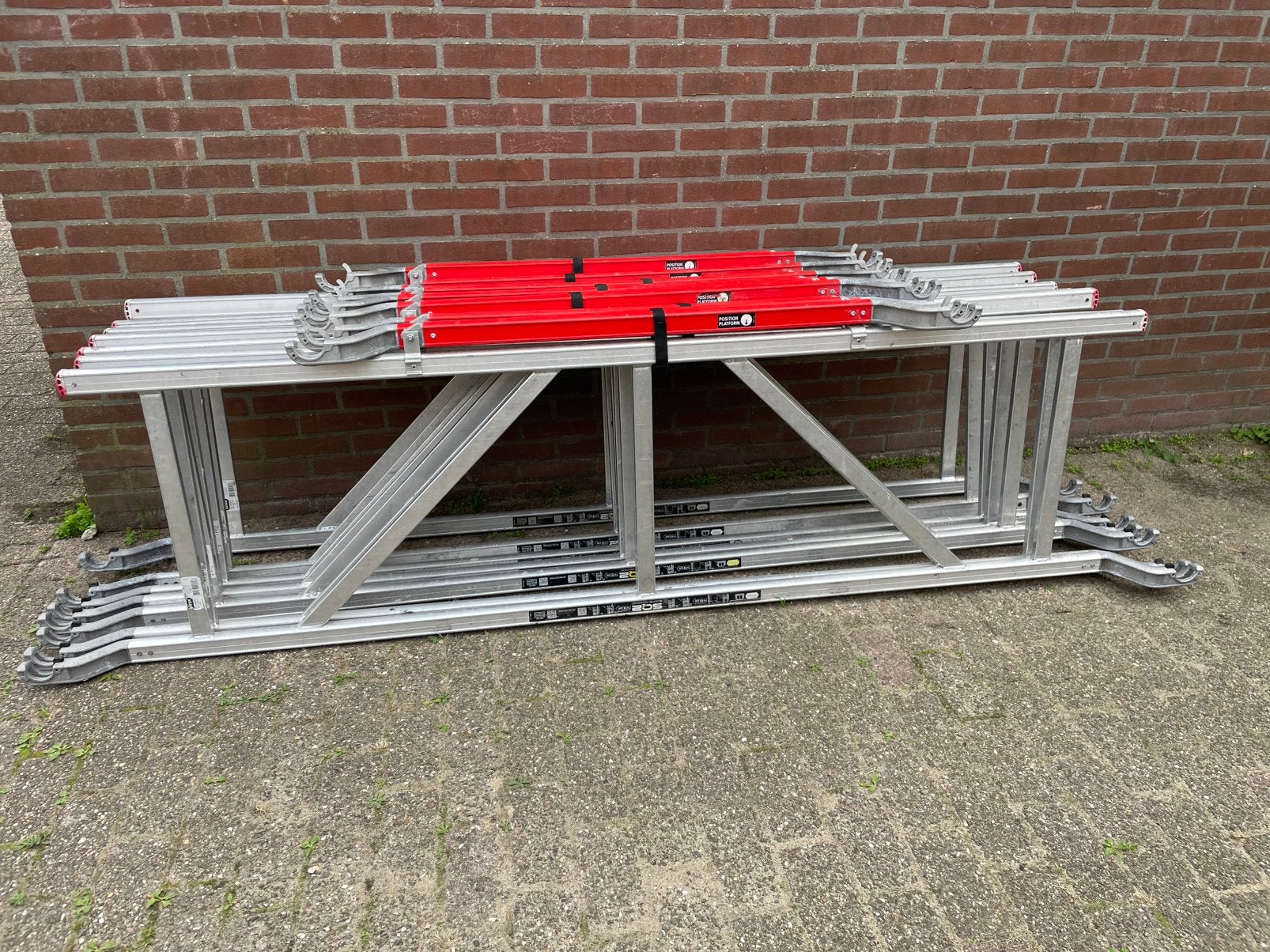 Rolsteiger leuning Altrex, Ophalen, Zo goed als nieuw, Rolsteiger of Kamersteiger, 5 meter of hoger